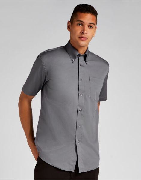 classic fit short sleeve premium oxford shirt; premium oxford shirt classic fit short sleeves;